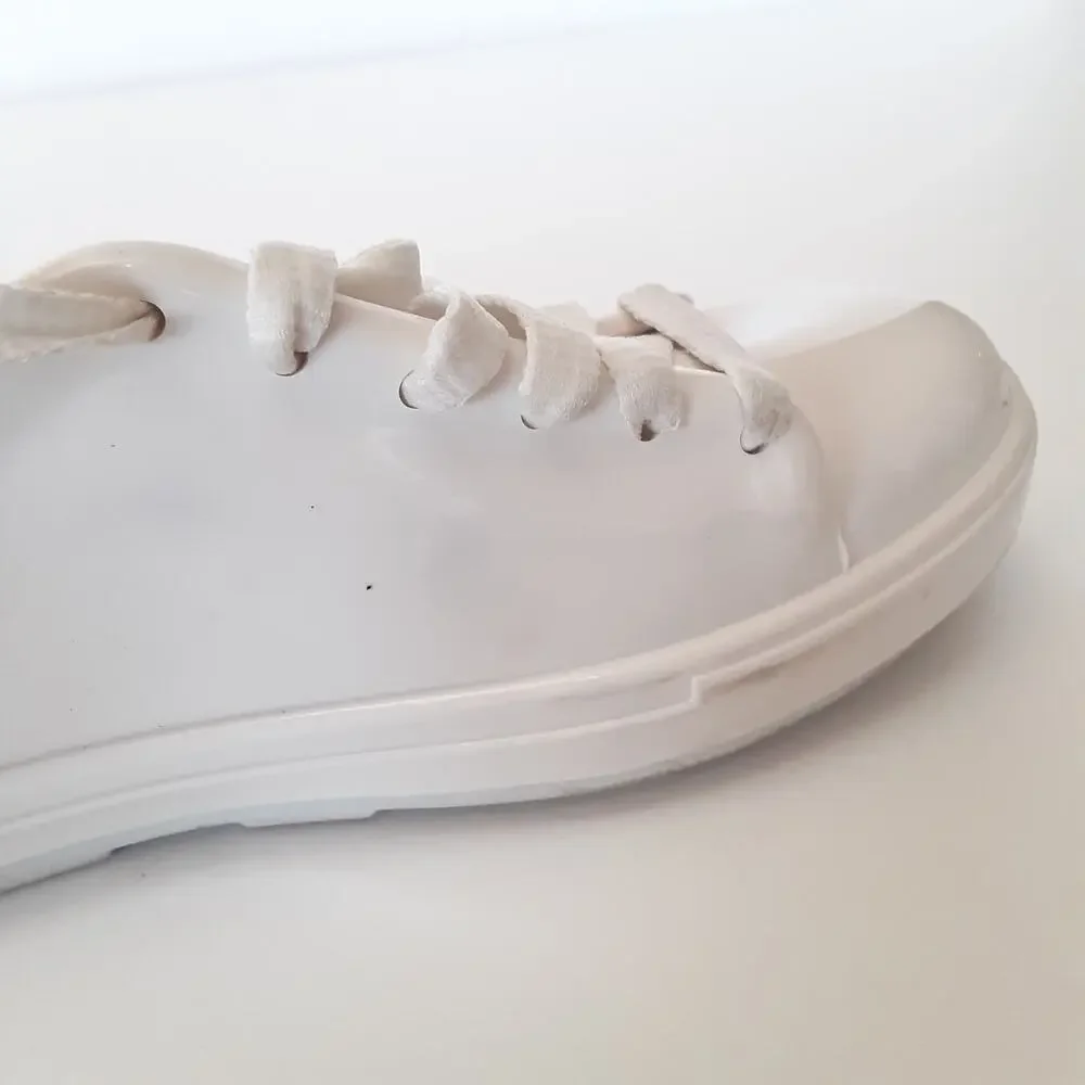 Mini Melissa White Rainbow Stripe Gel Sneakers Girls 2 Lace Up Mel by Melissa